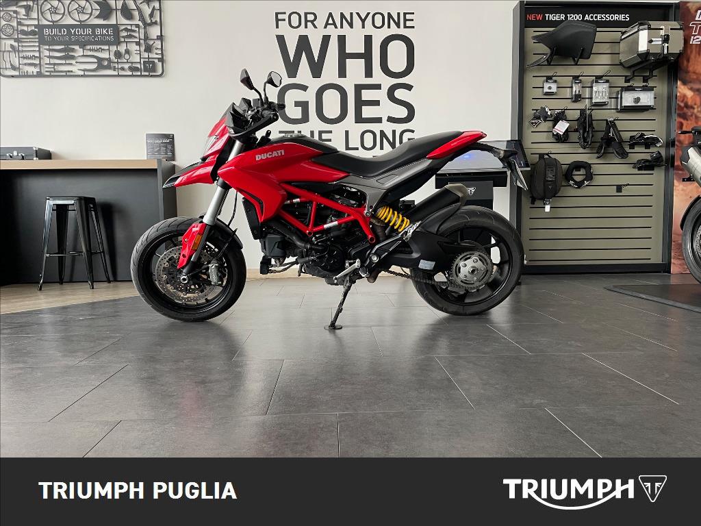 DUCATI Hypermotard 939 Red